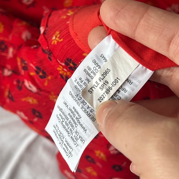 NWOT Madewell Tiered Sleeve Red Peplum Top In Metallic Prairie Posies SIZE 6 - Picture 11 of 12